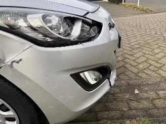 Hyundai I-30  picture 13