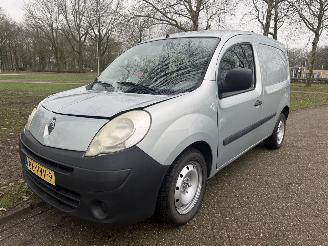 krockskadad bil bedrijf Renault Kangoo  2008/1