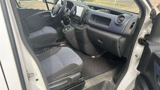 Opel Vivaro  picture 24