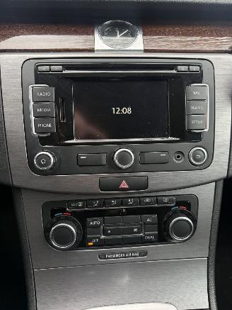 Volkswagen Passat  picture 17