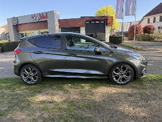 Ford Fiesta  picture 6