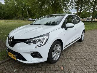 Coche accidentado Renault Clio  2020/1