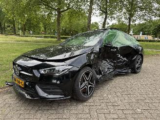 Vaurioauto  passenger cars Mercedes Cla-klasse 250 e 2022/1