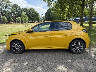 Peugeot 208  picture 2