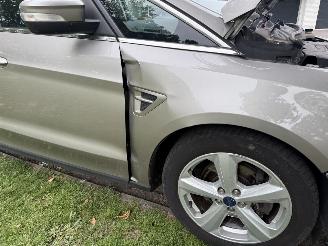 Ford S-Max  picture 16