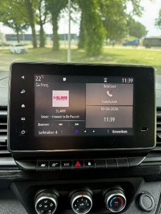 Renault Trafic 2.0 picture 14