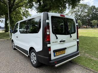 Renault Trafic 2.0 picture 3