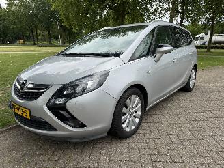 krockskadad bil bedrijf Opel Zafira TOURER 2015/1