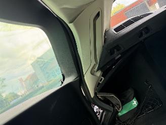 Volvo V-60  picture 22