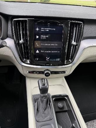 Volvo V-60  picture 32