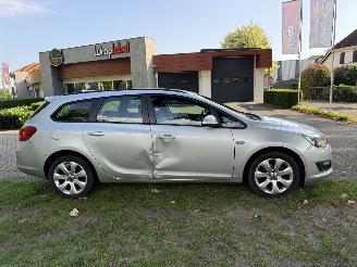 Opel Astra SPORTS TOURER picture 6