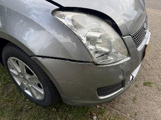 Suzuki Swift  picture 16