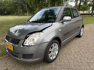 krockskadad bil auto Suzuki Swift  2010/1