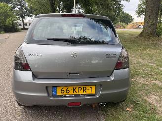 Suzuki Swift  picture 4
