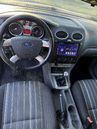 Ford Focus  picture 12