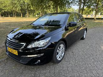 Schadeauto Peugeot 308  2015/1