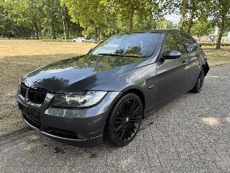Auto incidentate BMW 3-serie  2006/1