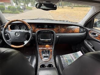Jaguar XJ  picture 15