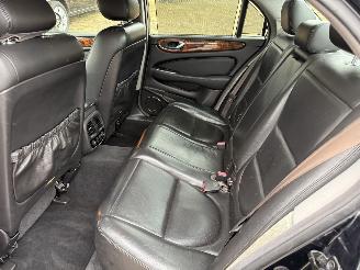 Jaguar XJ  picture 13