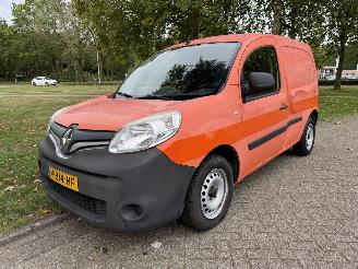 krockskadad bil bedrijf Renault Kangoo  2017/1