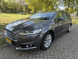 Unfallwagen Ford Mondeo  2016/1