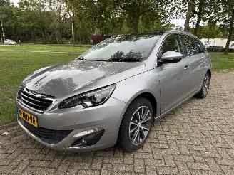 Voiture accidenté Peugeot 308  2015/1