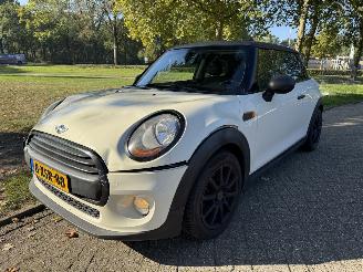 škoda osobní automobily Mini One  2014/1