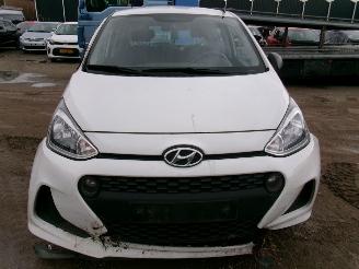 Hyundai I-10 1.0 Basis picture 6