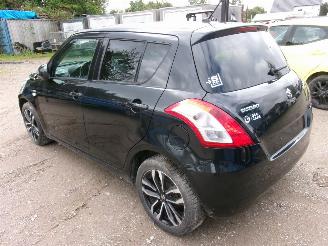 Suzuki Swift 1.3 D Grand Luxe 5DRS picture 5