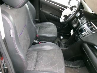 Suzuki Swift 1.3 D Grand Luxe 5DRS picture 24