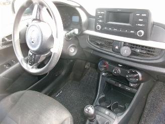 Kia Picanto 1.0  Easy - Airco picture 19