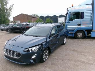 Unfallwagen Ford Focus 1.5 Tdci  Break Cool & Connect 2019/12