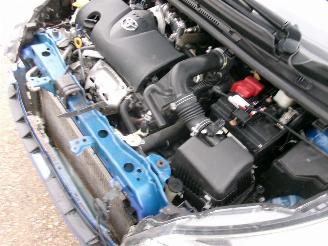 Toyota Yaris 1.5  Y20-Comfort picture 11