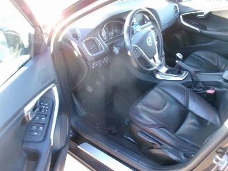 Volvo V-40 1.6 D - Cross Country picture 27