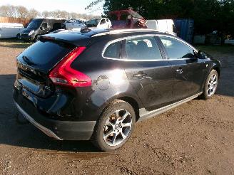 Volvo V-40 1.6 D - Cross Country picture 6