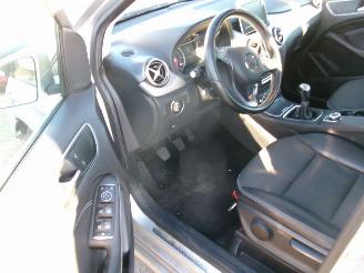 Mercedes B-klasse 180 CDI 1.5 picture 18