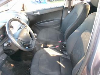 Hyundai I-10 1.0 Sky picture 19