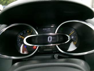 Renault Clio 0.9 Comfort 5 Drs picture 20