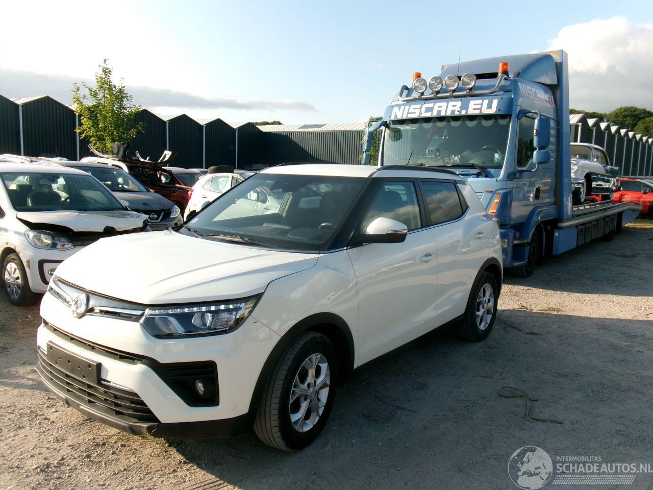 Ssang yong Tivoli 1.5 Comfort - Automatic