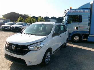 Coche accidentado Dacia Lodgy 1.5 Dci Essential 7 Seats 2020/6