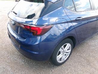 Opel Astra 1.5 D Innovation 5 Drs HB picture 10