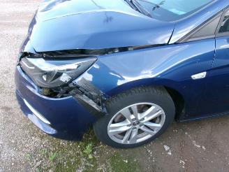 Opel Astra 1.5 D Innovation 5 Drs HB picture 30