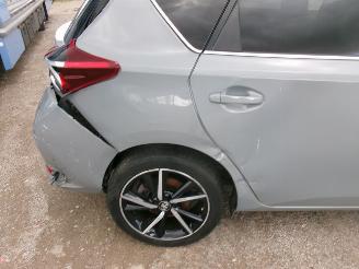 Toyota Auris 1.2 Style 5 Drs HB picture 15