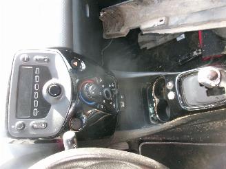 Peugeot 108 1.0 Style - 5DRS Automaat picture 13
