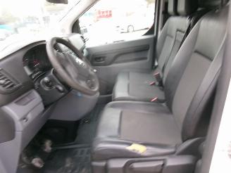 Toyota Proace 2.0 D- Bestelwagen picture 16