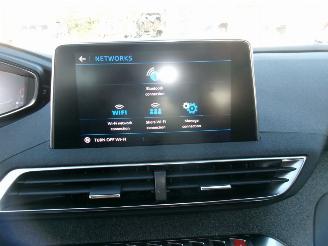 Peugeot 3008 1.2 Allure picture 32