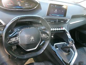 Peugeot 3008 1.2 Allure picture 30