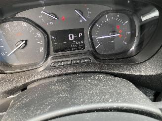 Opel Vivaro Automaat 2.0 BlueHDi 145 S&S WB328 picture 19
