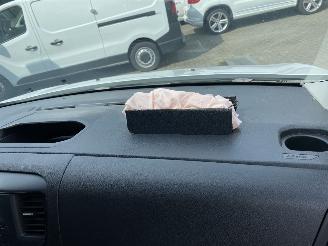 Opel Vivaro Automaat 2.0 BlueHDi 145 S&S WB328 picture 15