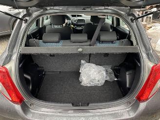 Toyota Yaris Aspiration 1.0 VVT-I5Drs Navi Clima Camera picture 28